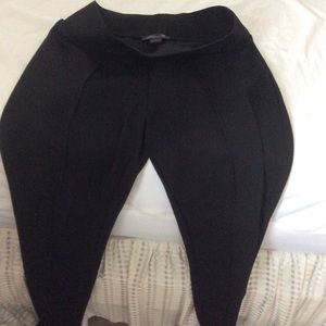 Black leggings